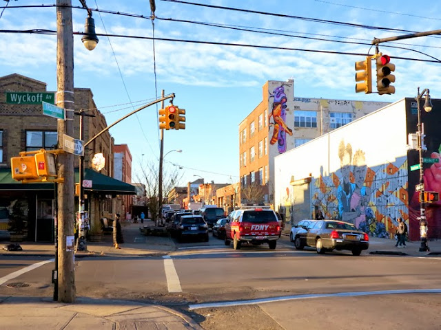 Australian Street Artist Reka Stops By New York City to paint in Bushwick and Queens - November 2013. 3