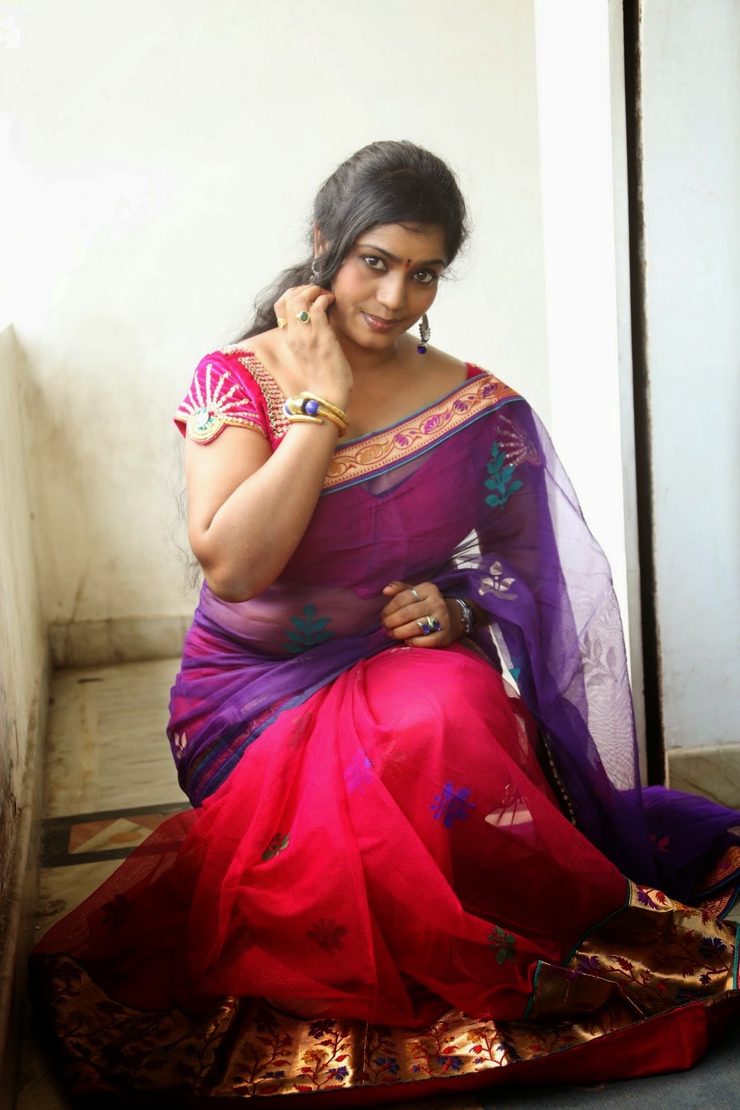 Telugu Hot Actress Jayavani Latest Photoshoot Gallery
