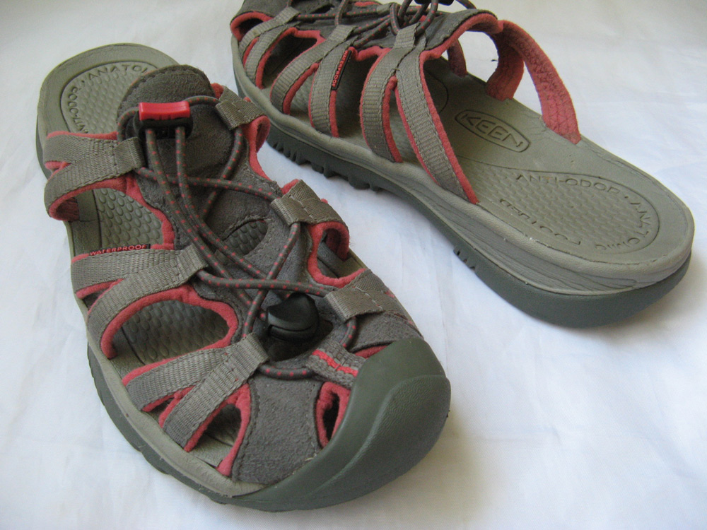 Keen Sandals Whisper Slide Sandal Size 9