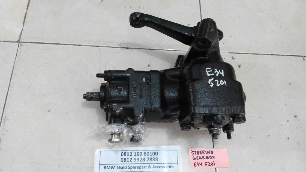 Sparepart BMW Second Steering Gearbox BMW 520i E34 thn 8997