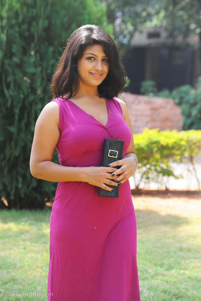 Sashesham Heroine Supriya hot photos at Trailer launch | Hot Wallpapers