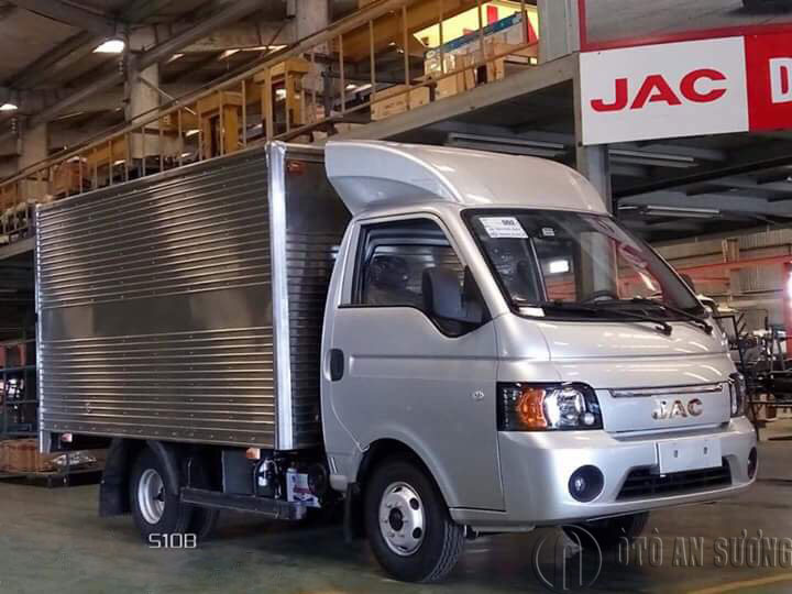 Giá xe tải Jac 990kg