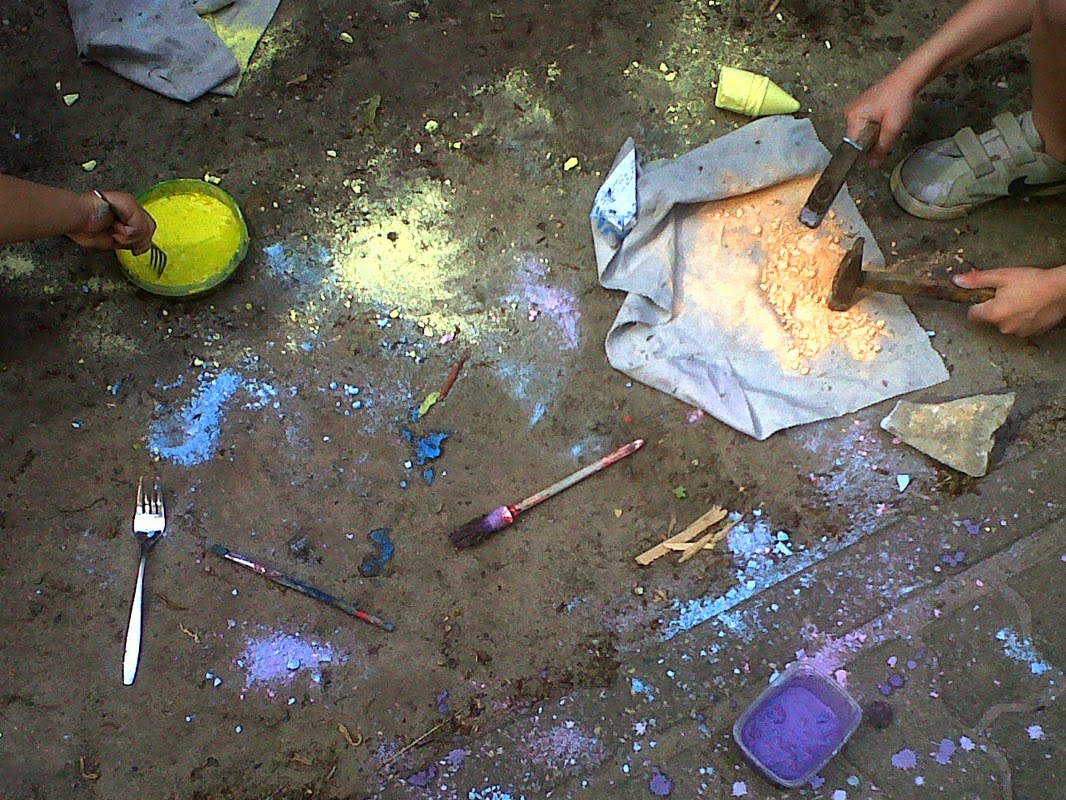 DU ZUERST: Kreidefarbe