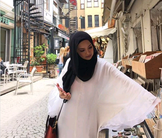 Cara Pakai Tudung Yang Betul Dalam Islam - SEINDAH BULAN SECERAH