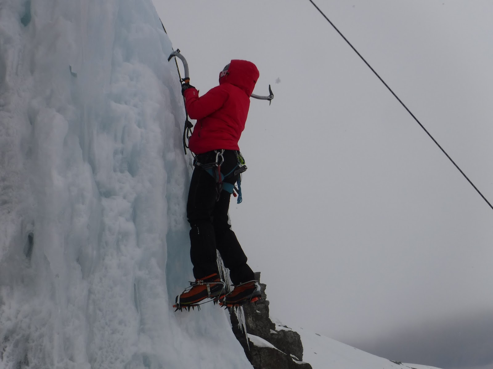 ESCALADA EN HIELO