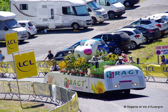 Tour de France 2016 au Lioran, Auvergne caravane publicitaire