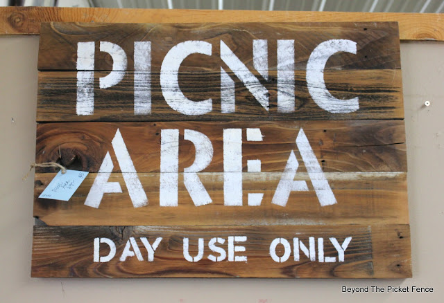 Beyond The Picket Fence: Picnic Time