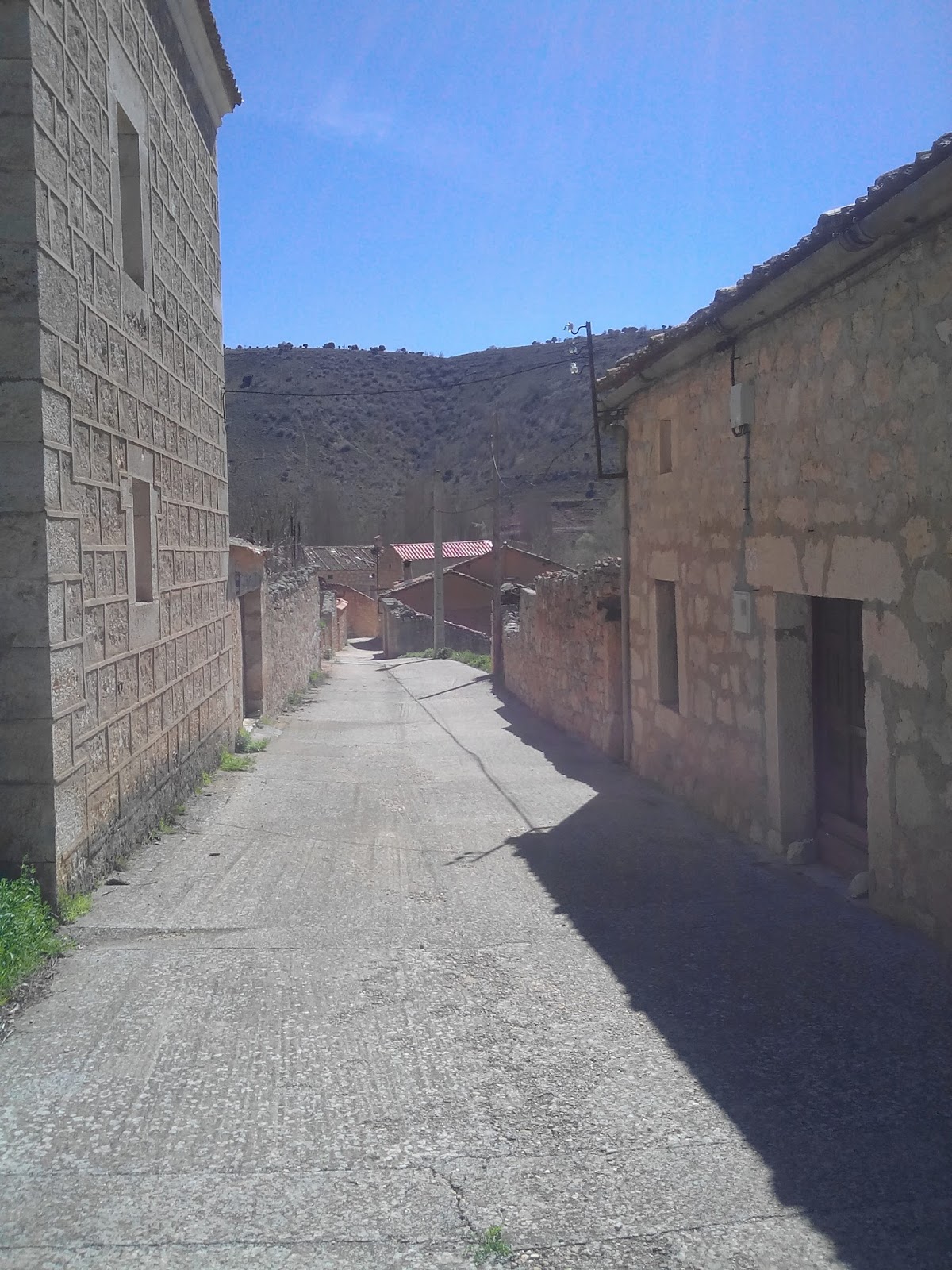 Pueblo de Bordecorex 1 de mayo en Bordecorex (2016)