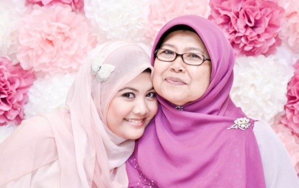 Muslimah, Hubungan Dengan Mertua Tidak Harmonis?? Segera Lakukan 5 Langkah Berikut Ini Muslimah, Hubungan Dengan Mertua Tidak Harmonis?? Segera Lakukan 5 Langkah Berikut Ini