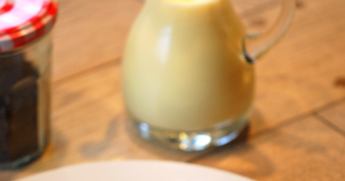 Klassische Germknödel mit Vanillesauce ohne Ei