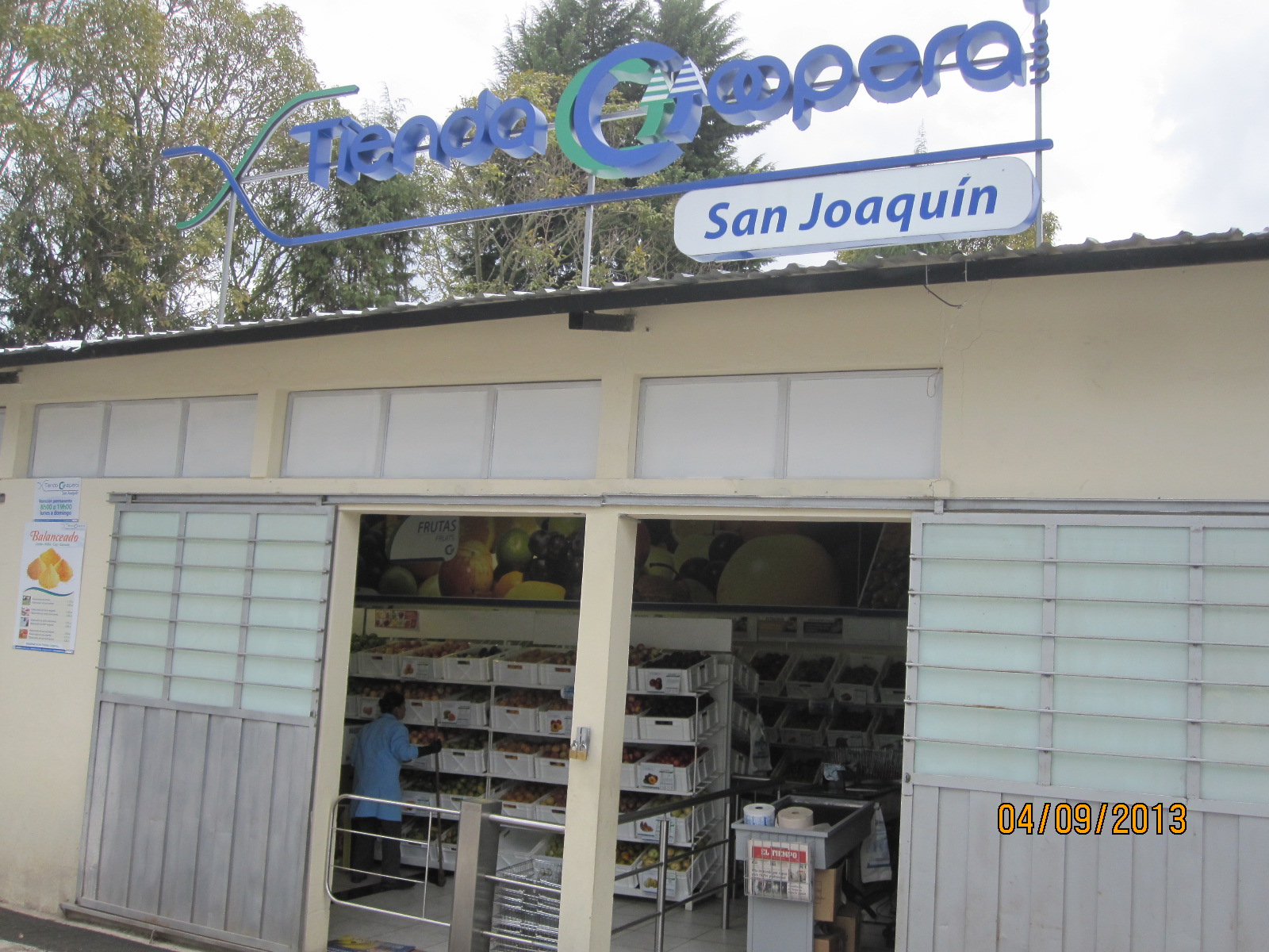 Discover Cuenca Ecuador and Beyond! Organic Grocery Store Coopera in
