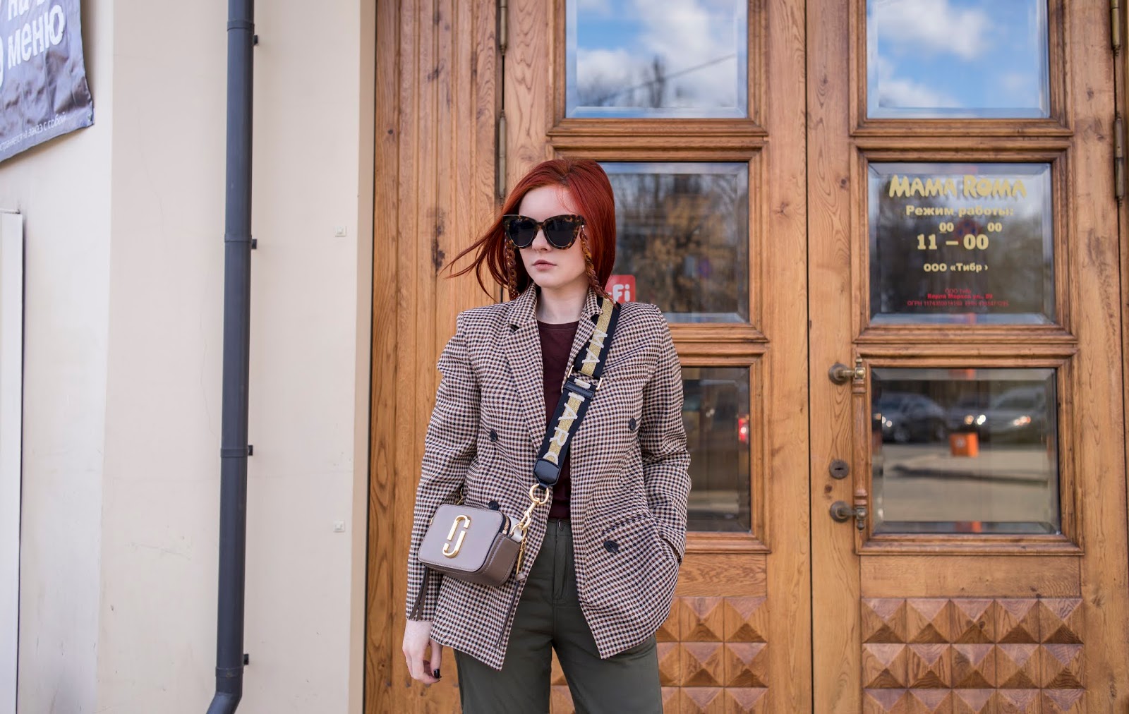 http://www.recklessdiary.ru/2019/05/obuv-krossovki-bosonozhki-myuli-vetnamki-sandalii-trendy-leto-2019-shopbop-vogue.html
