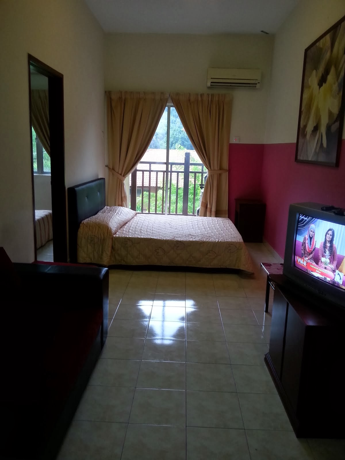 2 katil besar(bilik dan ruang tamu) RM 140!! promosi