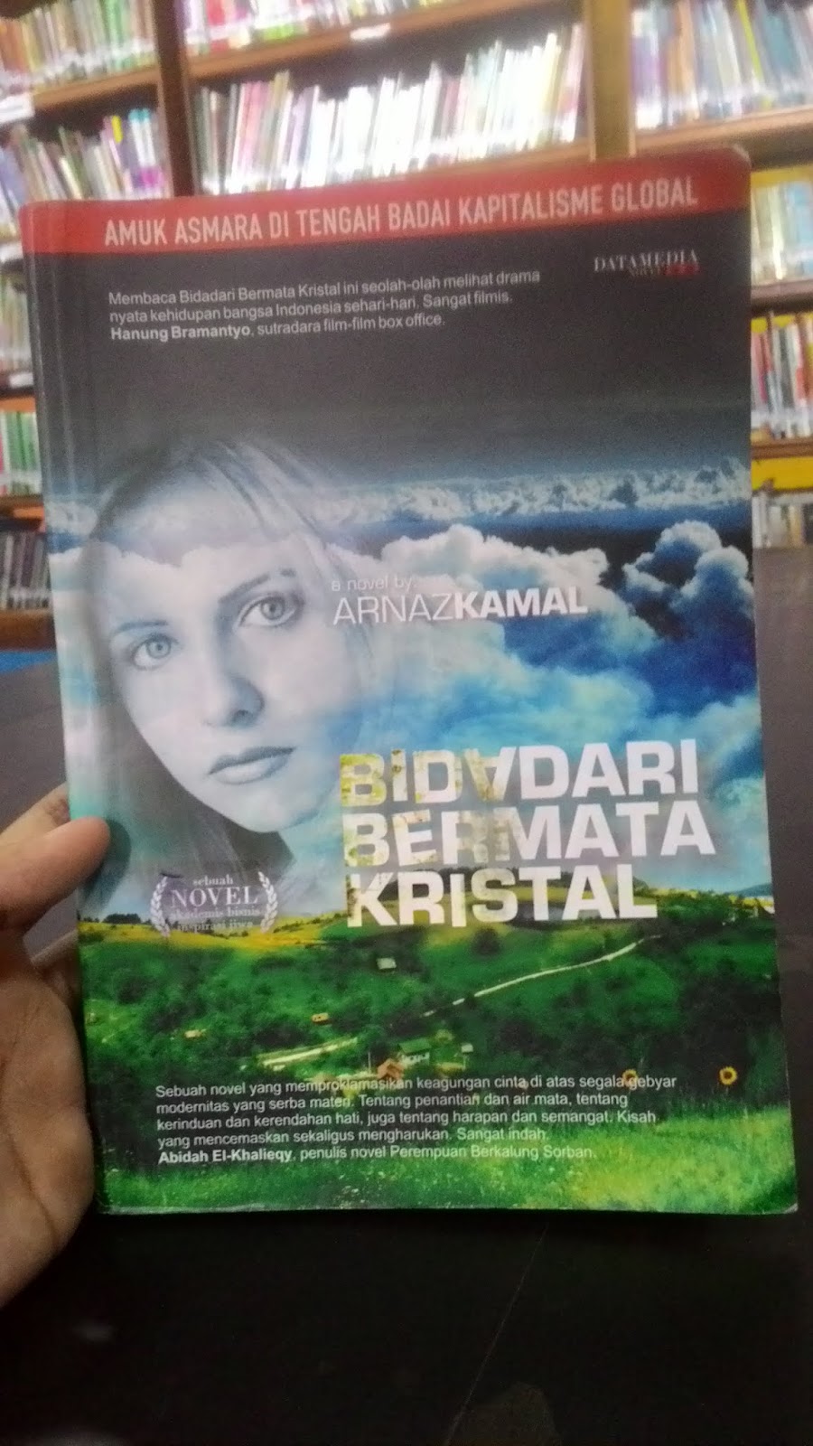 Resensi Buku Perempuan Berkalung Sorban Lakaran