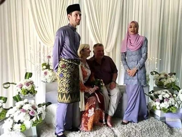 Mat Dan Selamat Bertunang Dan Berkahwin Mat Dan Selamat Bertunang Dan Berkahwin