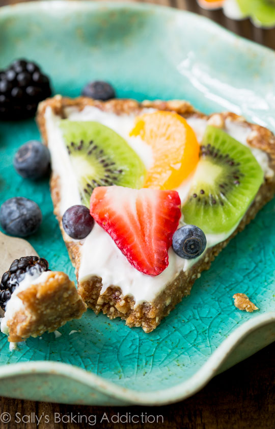 Green Diet Greek Yogurt Fruit Tart