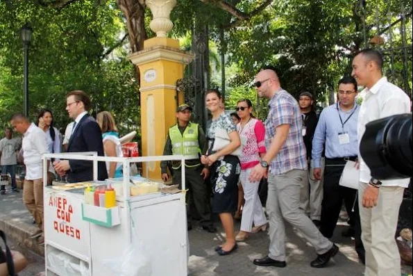 Crown Princess Victoria and Prince Daniel visit Cartagena for an official visit to Colombia,  At the first they the crown princess couple visit the city center of cartagena and visit the harbor.