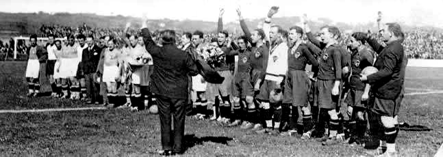 Chelines De Plata De Jorge V (1920-1936) - Monedas Antiguas, Varios Grados De Conservación