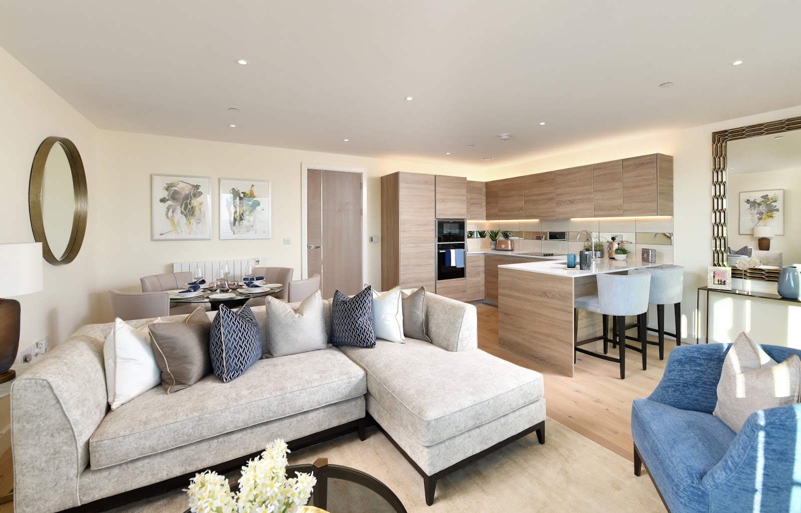 2 Bedroom Apartment in London MM Interiors