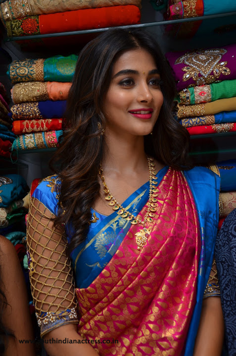 Pooja Hegde Launches Anutex Shopping Mall