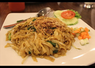 5 Tempat Makan Favorit dengan Rekomendasi Menu di Makassar Travel and Food Blogger by Evhy Kamaluddin