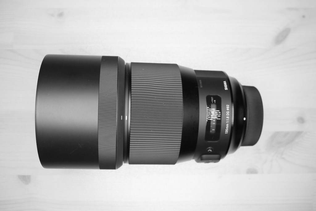 Gear Rental : Sewa Kamera: Sigma AF 135mm f/1.8 DG HSM Art (Canon/Sony E)