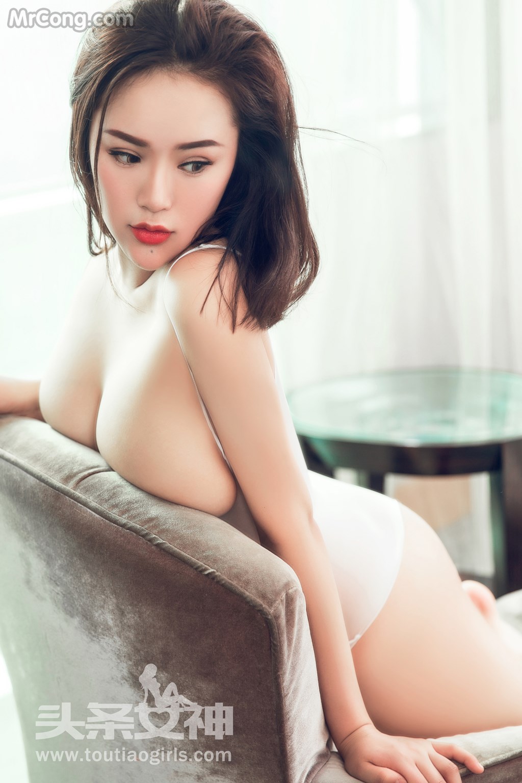 TouTiao 2017-04-03: Model Tao Mei Yangzi (桃 美 洋子) (31 photos)