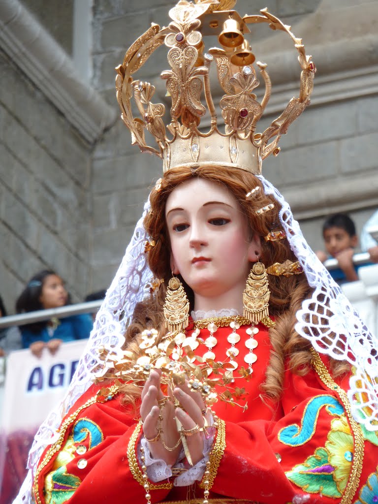 MI TIERRA ES OTUZCO: LA VIRGEN DE LA PUERTA