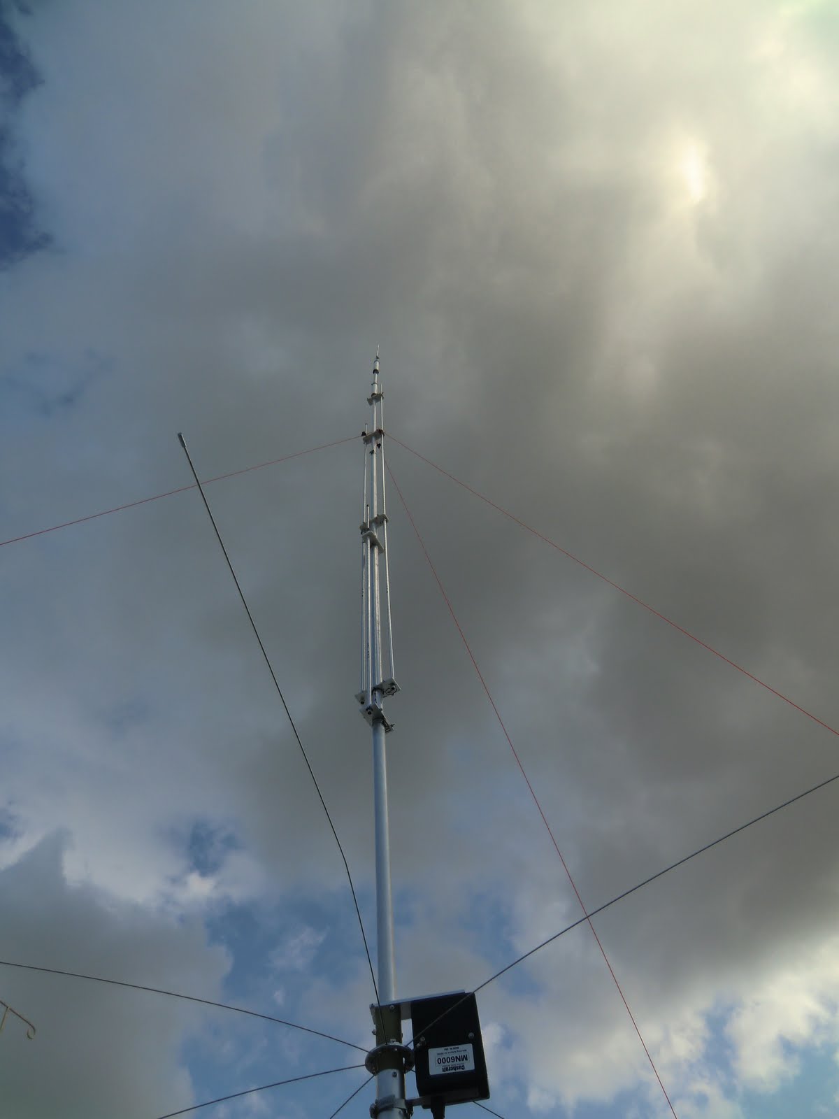 F1VFJ F1VIP RADIOAMADORES EM PARIS - REPETIDOR - F1ZSY 145.700-PARIS ...
