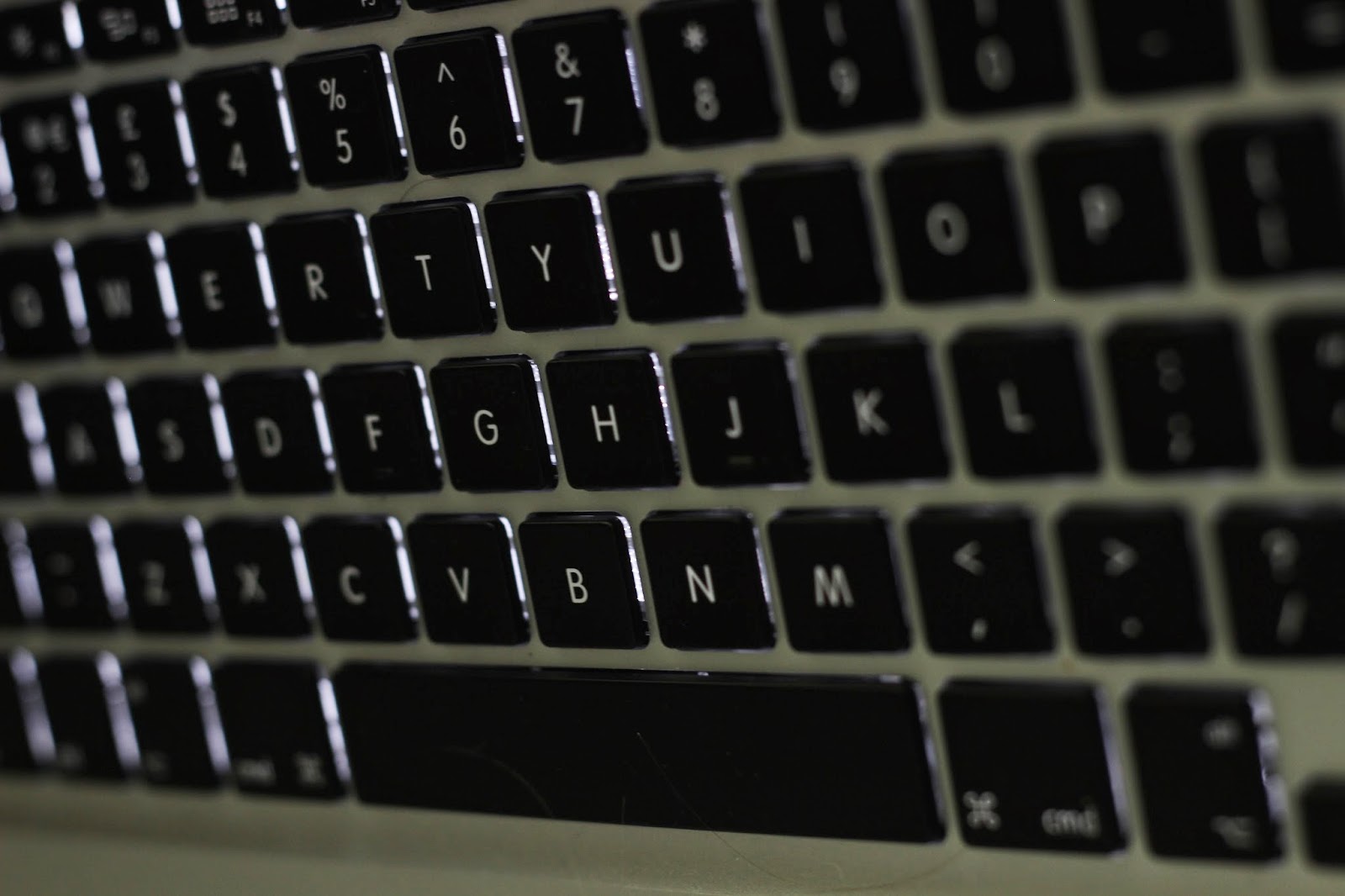 Samantha Long Typography Invisible Text Keyboards