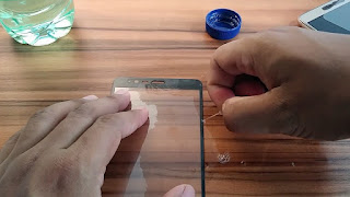 Cara Menghilangkan Pelangi Di Tengah Tempered Glass 4