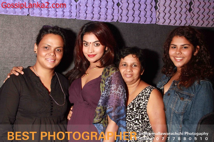 ruwan025gossiplanka.JPG