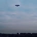 НЛО или просто квадрокоптер - какво е заснел американец над Ню Йорк?