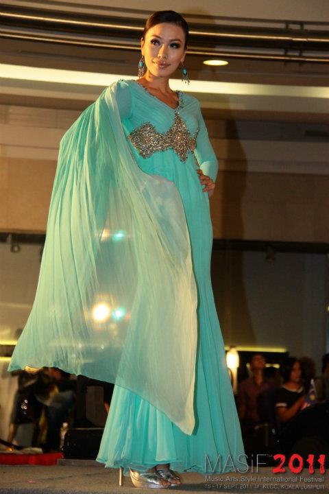 Nazreen Idris Malaysia S Fashion Designer September 2011
