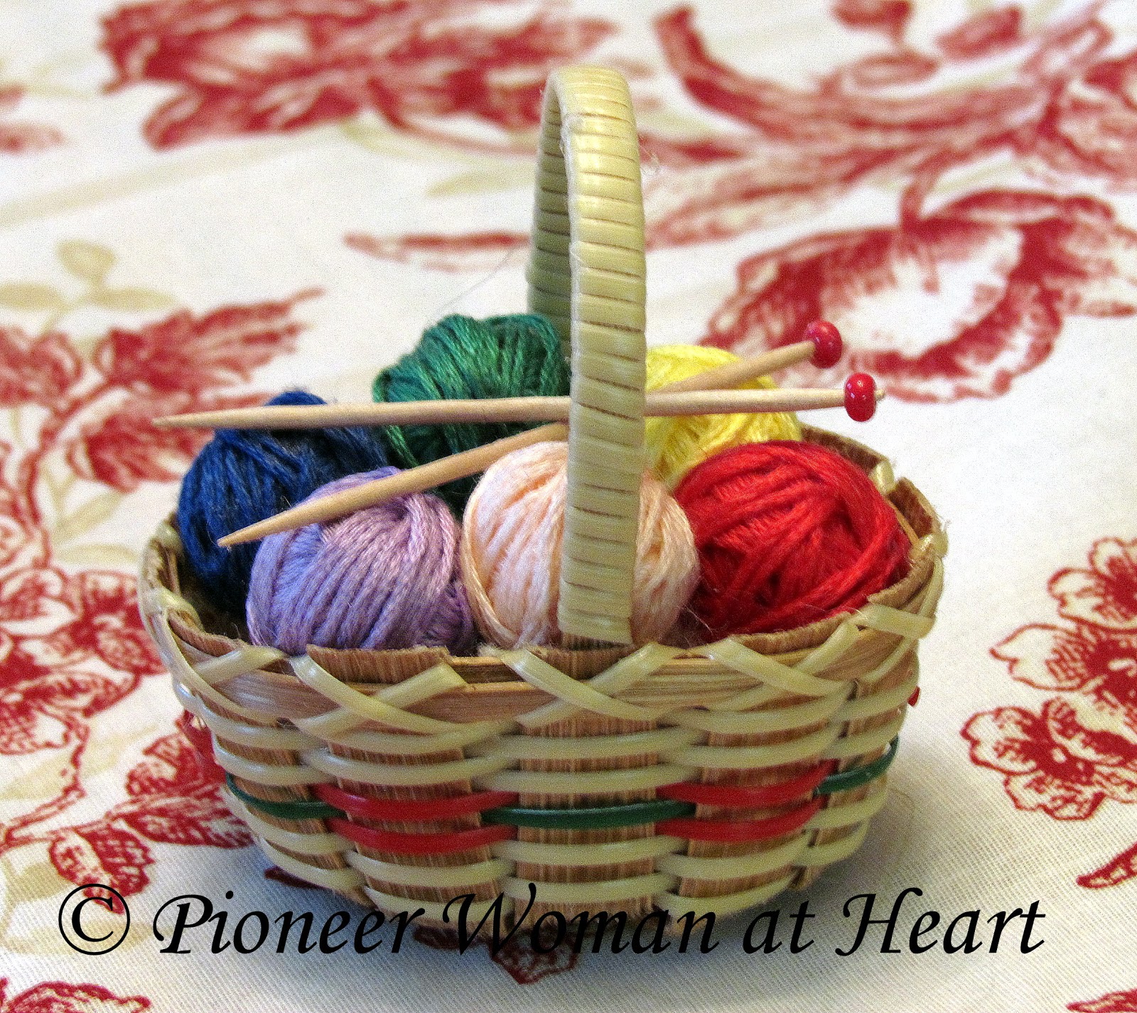 Pioneer Woman at Heart Knitting Basket Christmas Tree Ornament