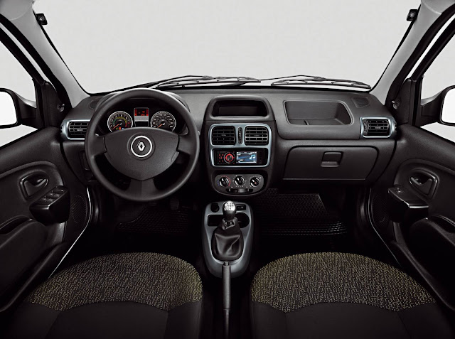 carro Novo Clio Renault 2013 - por dentro