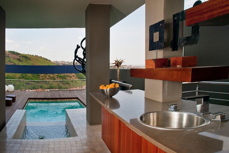 Casa Tat por Nico Van der Meulen Arquitectos