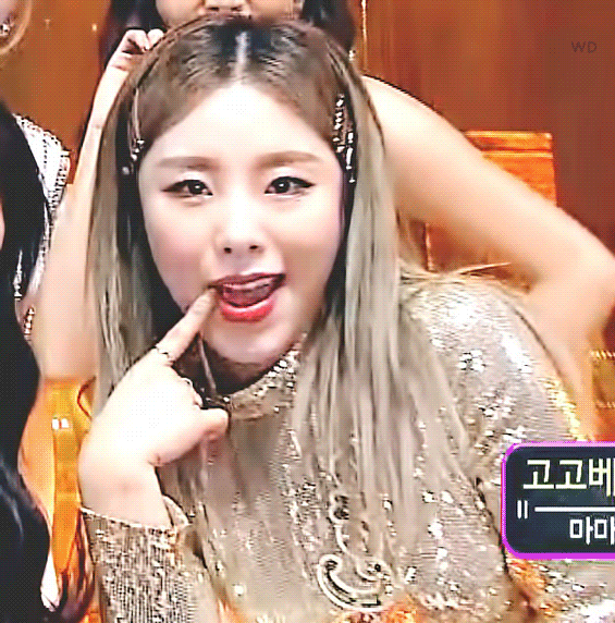 theqoo inserted image