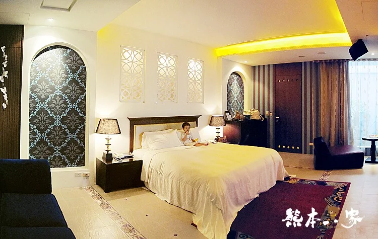 悅萊時尚精品旅館|極緻天光房型