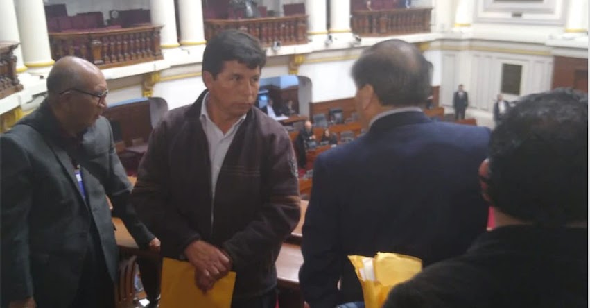 PEDRO CASTILLO: Dirigente reaparece en el Congreso y amenaza con una nueva huelga magisterial PEDRO CASTILLO: Dirigente reaparece en el Congreso y amenaza con una nueva huelga magisterial