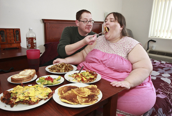 Home Decor: 25 World's Heaviest persons eating big meals