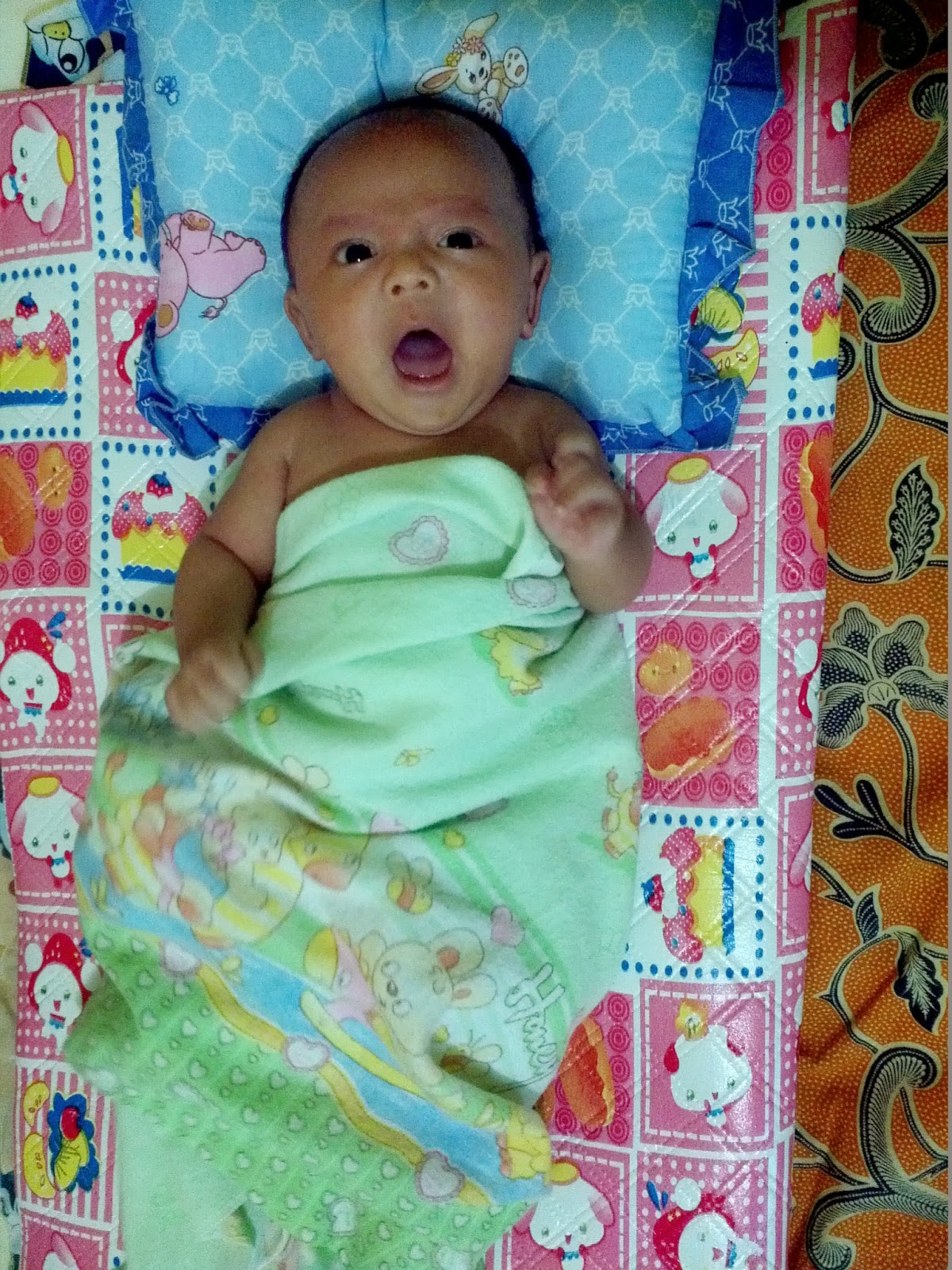 Perkembangan Bayi 3 Bulan 3 Minggu / Perkembangan bayi umur 12 minggu