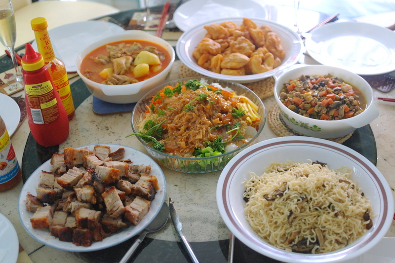 Around le globe: Chinese new year food