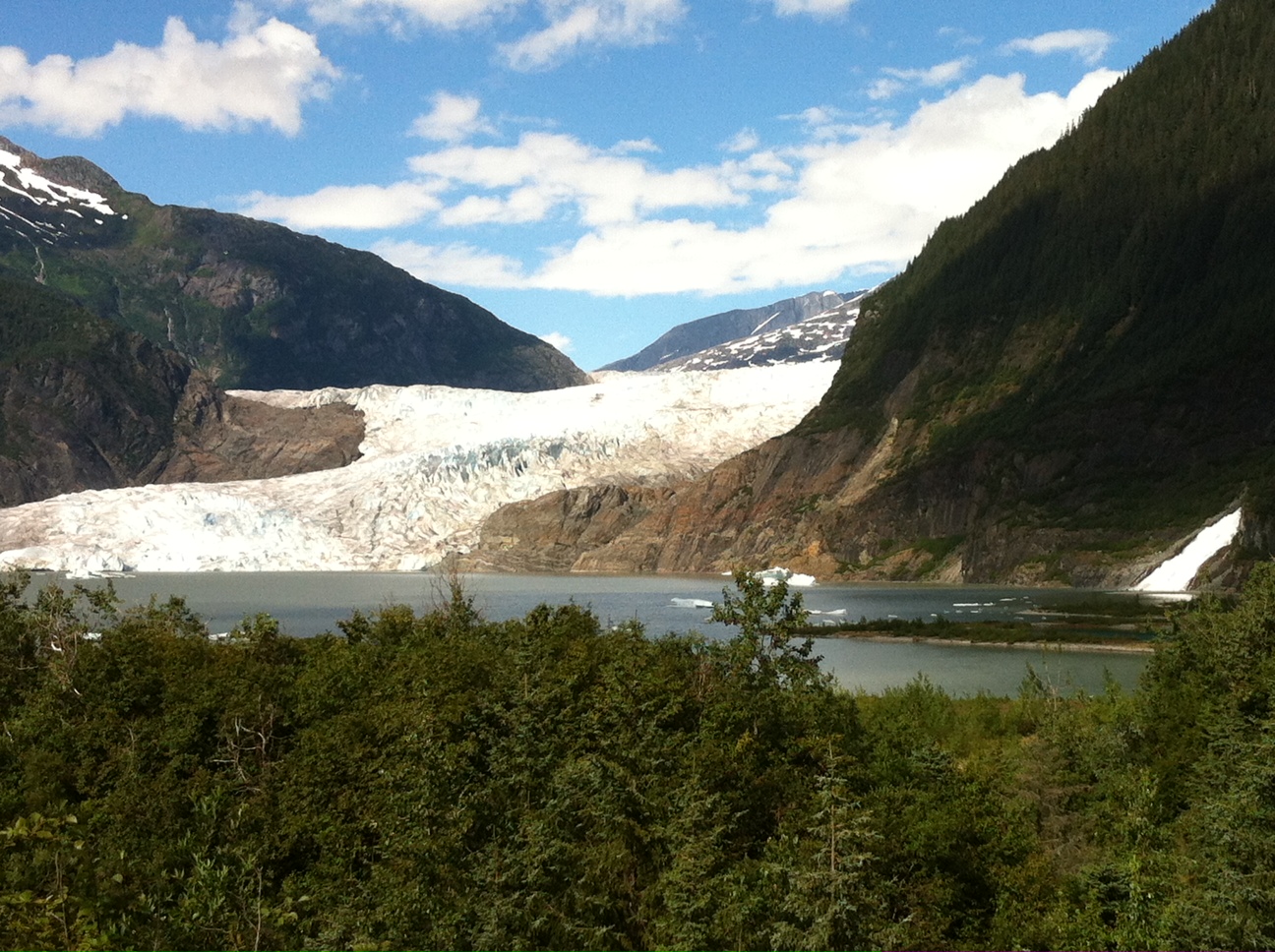 Yellow Fish cruises East Glacier Trail hike