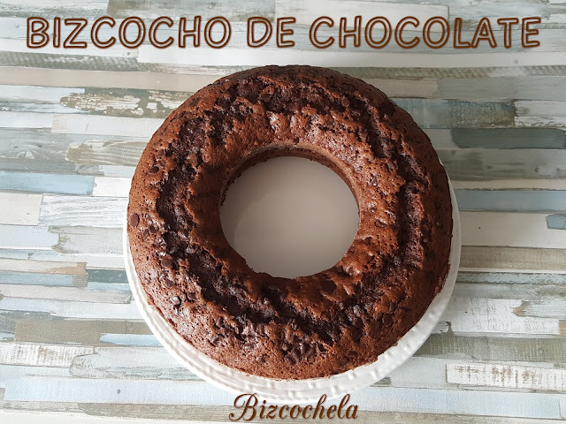 Bizcocho De Chocolate Fácil
