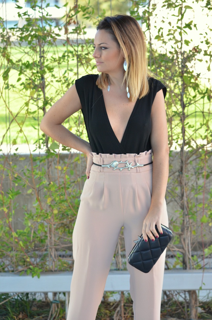 Trendy Shopper Sexy & Suggestive