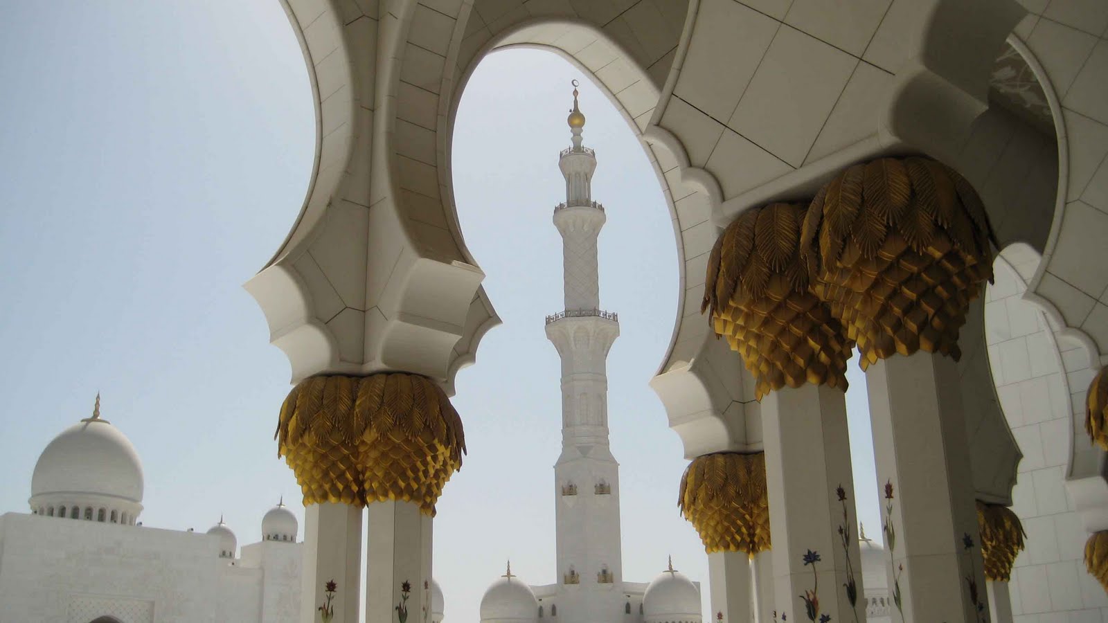 Garden finials...... Amore, Linguine and Me