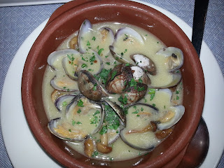 Almejas Cazuelas de almejas especialidad de la casa