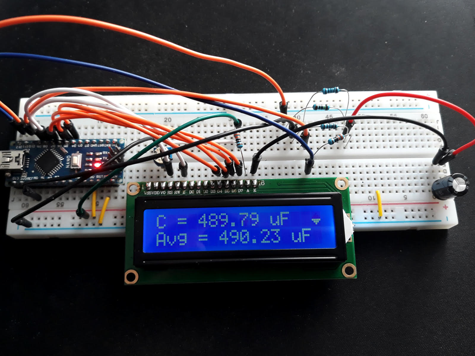 Autoranging capacitance meter with LCD display · One Transistor