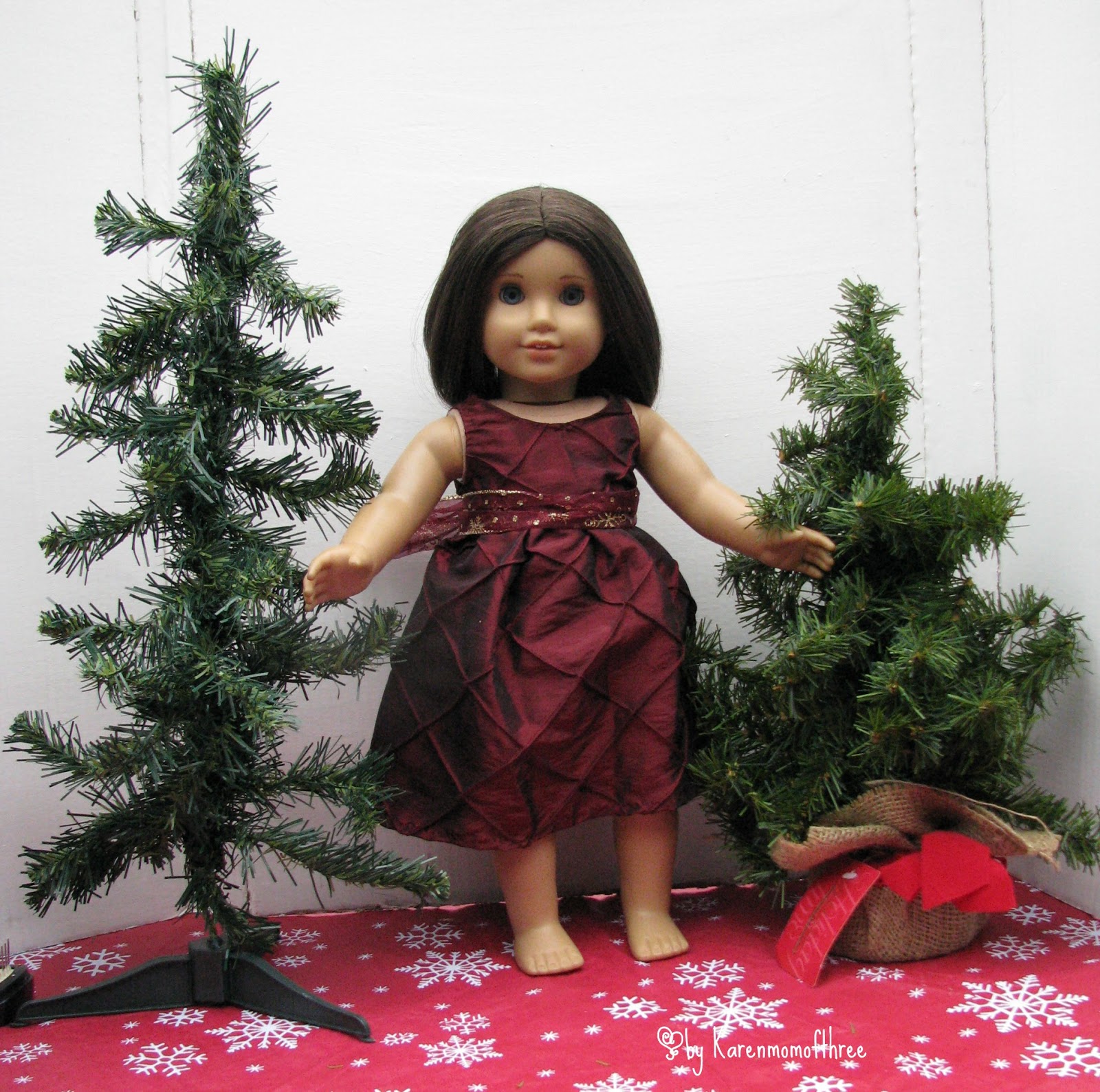 Karen Mom of Three's Craft Blog Creating a Holiday tree for your doll